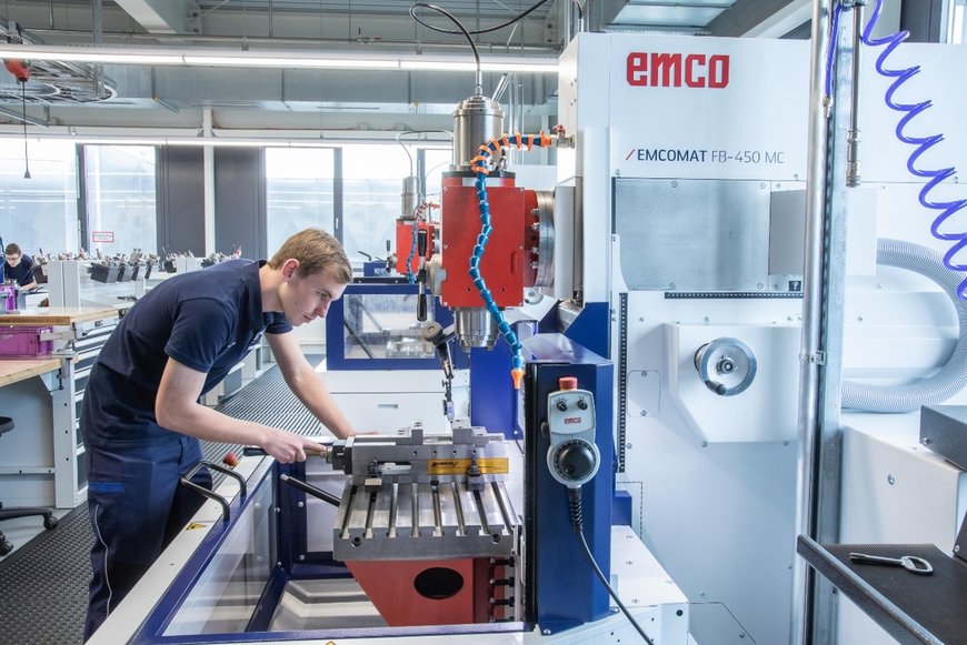 Top training centre with conventional and CNC machines from Emco 