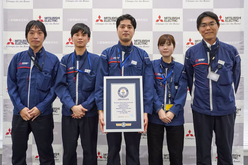 Mitsubishi Electric Achieves Guinness World Record for Fastest Robot to Solve a Puzzle Cube